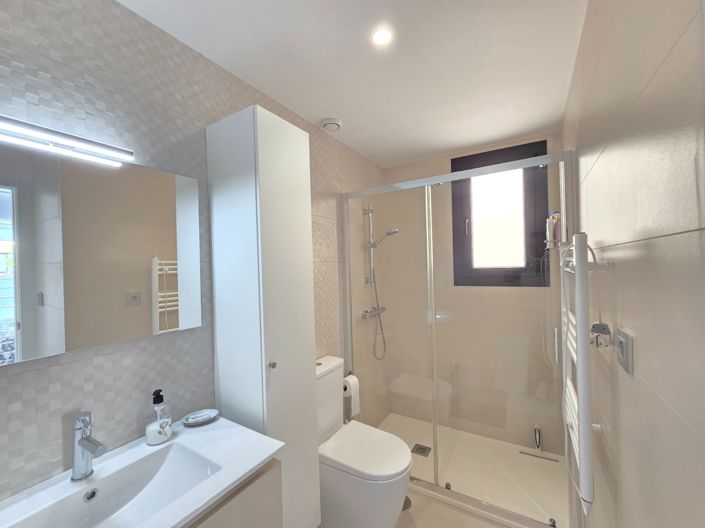 Image No.27-3 Bed Villa for sale