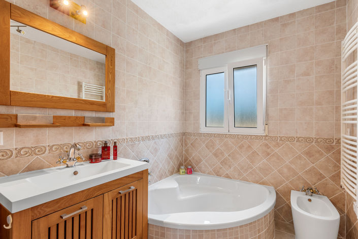 Image No.37-4 Bed Villa for sale