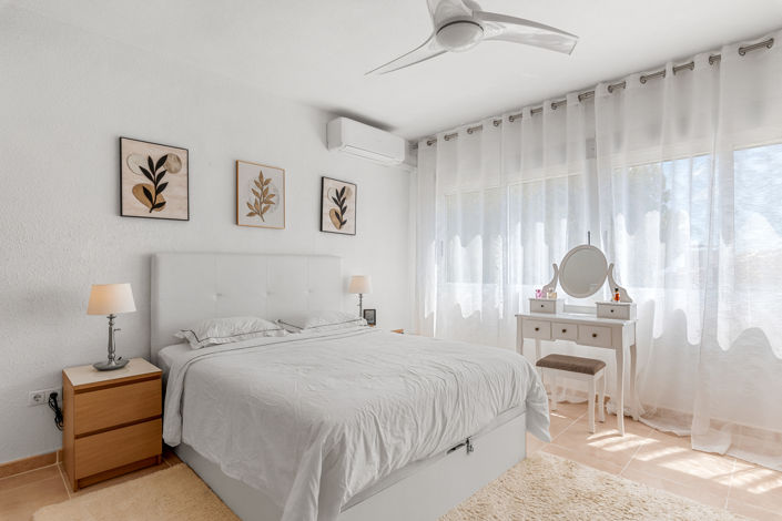 Image No.38-4 Bed Villa for sale