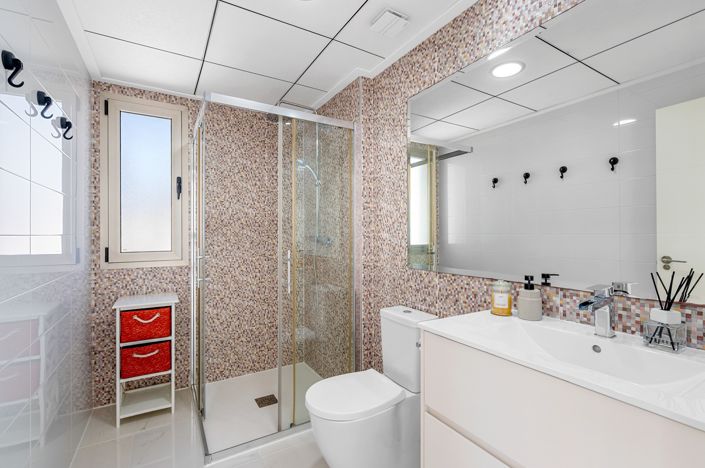 Image No.21-3 Bed Villa for sale