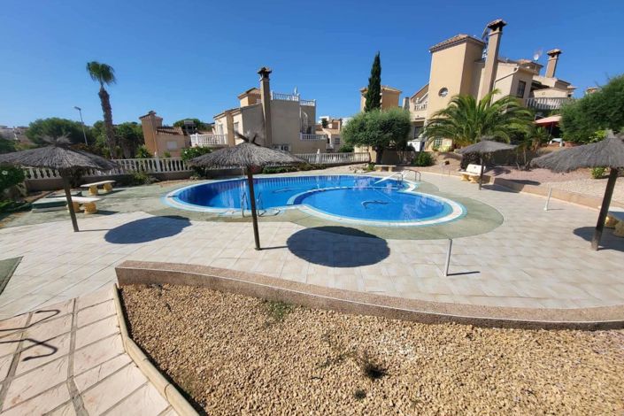 Image No.2-Villa de 3 chambres à vendre à Villamartin