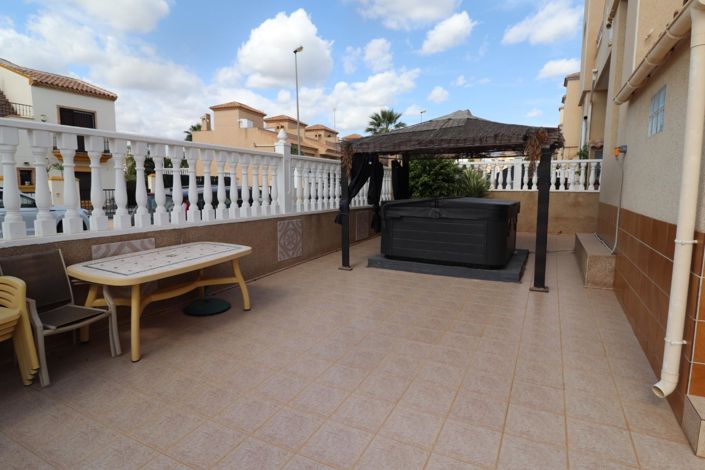 Image No.3-Villa de 3 chambres à vendre à Villamartin