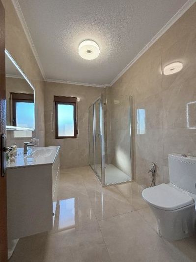 Image No.23-5 Bed Villa for sale