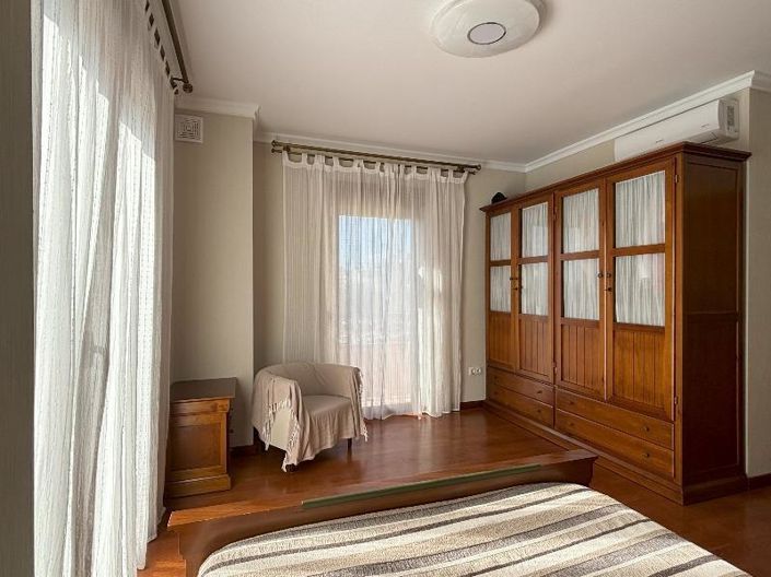 Image No.43-5 Bed Villa for sale