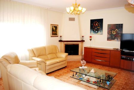 Image No.6-3 Bed Villa for sale