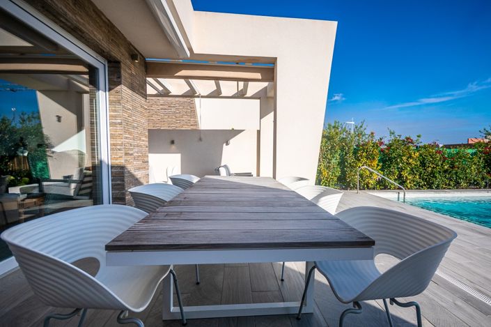 Image No.21-2 Bed Villa for sale