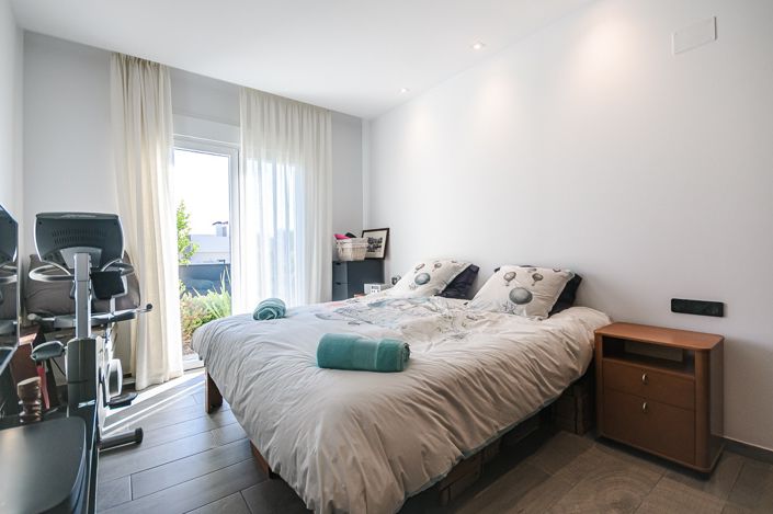 Image No.39-2 Bed Villa for sale