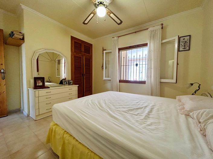 Image No.28-3 Bed Villa for sale