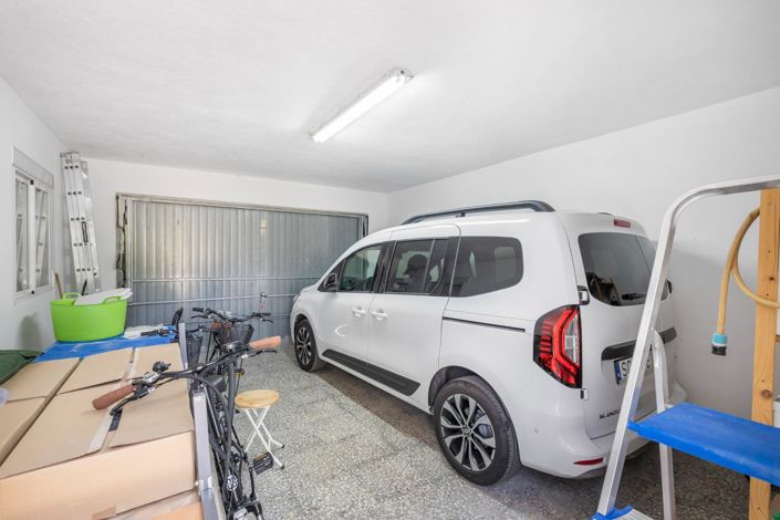 Image No.44-5 Bed Villa for sale