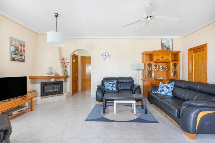 Image No.9-5 Bed Villa for sale