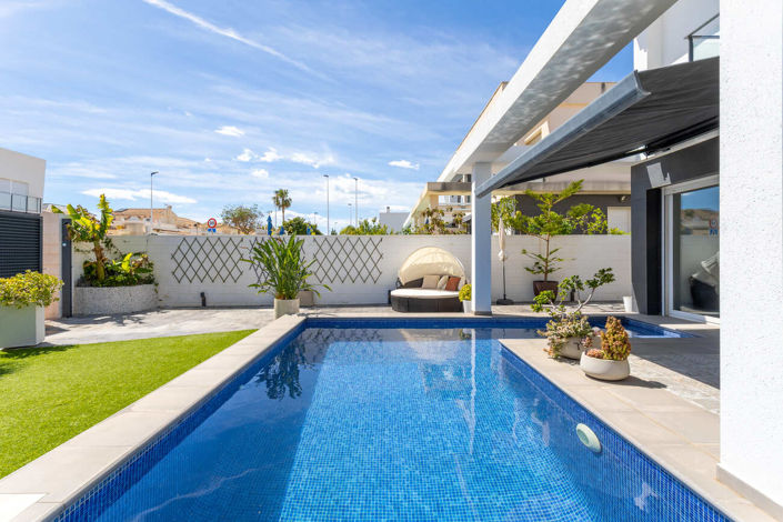 Image No.4-3 Bed Villa for sale