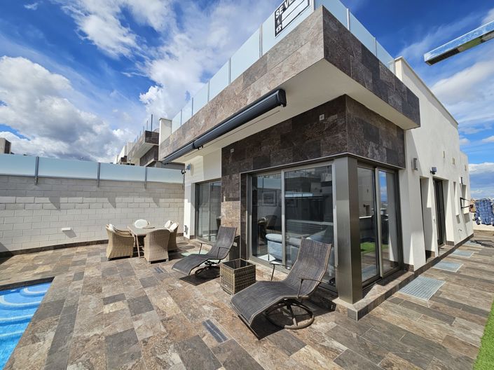 Image No.42-4 Bed Villa for sale