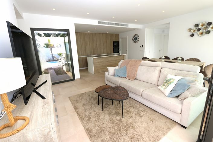 Image No.34-3 Bed Villa for sale