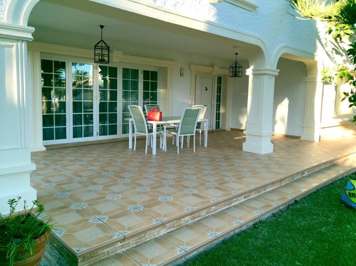 Image No.2-7 Bed Villa for sale