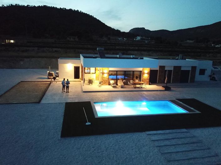 Image No.3-3 Bed Villa for sale