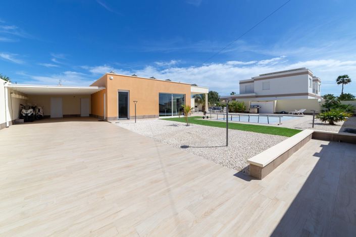 Image No.40-Villa de 4 chambres à vendre à Torrevieja