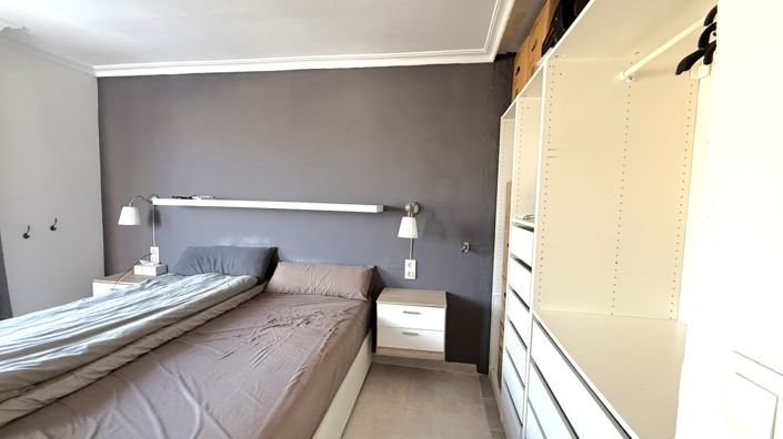 Image No.25-2 Bed Property for sale