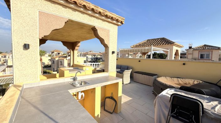 Image No.31-2 Bed Property for sale