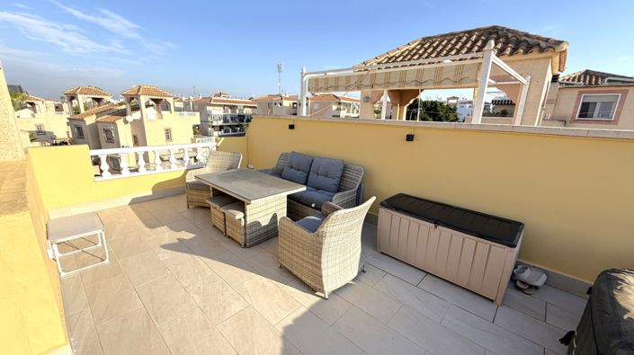 Image No.39-2 Bed Property for sale