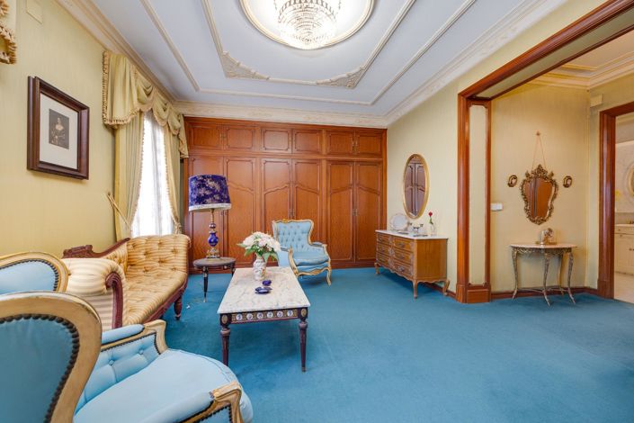 Image No.26-12 Bed Villa for sale