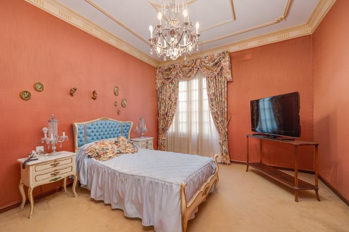 Image No.27-12 Bed Villa for sale