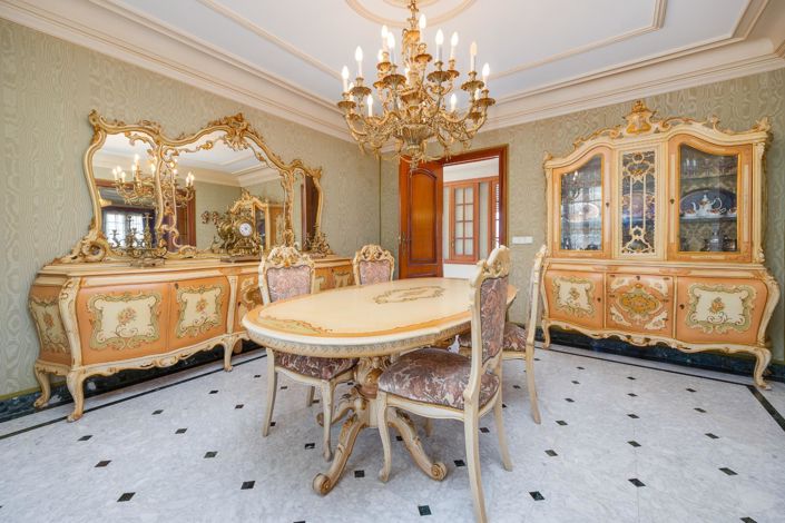 Image No.48-12 Bed Villa for sale