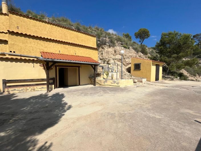 Image No.4-3 Bed Villa for sale