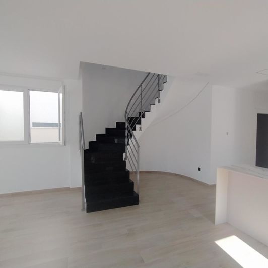 Image No.23-3 Bed Villa for sale