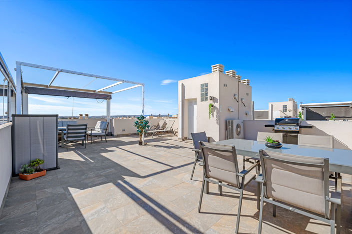 Image No.20-2 Bed Apartment for sale