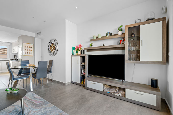 Image No.5-2 Bed Apartment for sale