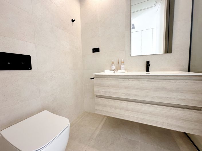 Image No.25-3 Bed Villa for sale