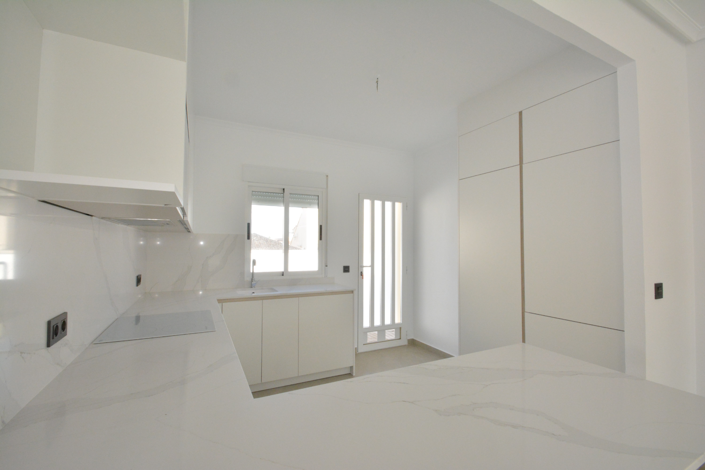 Image No.11-2 Bed Villa for sale