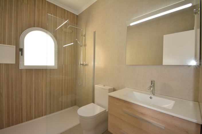 Image No.13-2 Bed Villa for sale