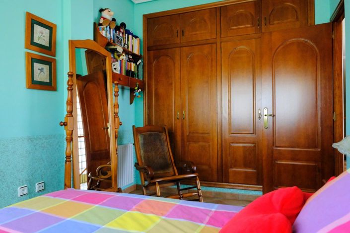 Image No.18-5 Bed Villa for sale