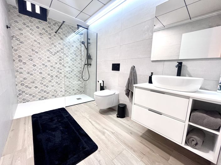 Image No.24-Villa de 4 chambres à vendre à Playa Flamenca