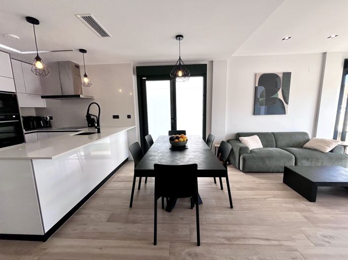 Image No.7-Villa de 4 chambres à vendre à Playa Flamenca