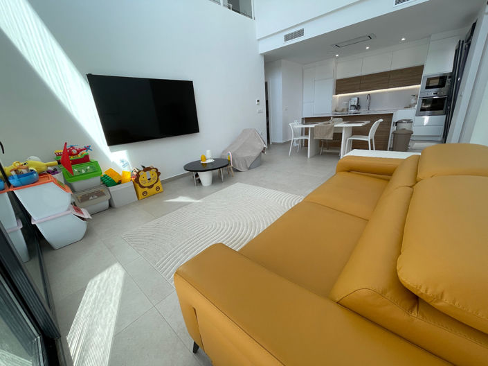 Image No.2-3 Bed Villa for sale