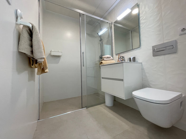 Image No.29-3 Bed Villa for sale