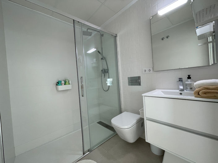 Image No.37-3 Bed Villa for sale