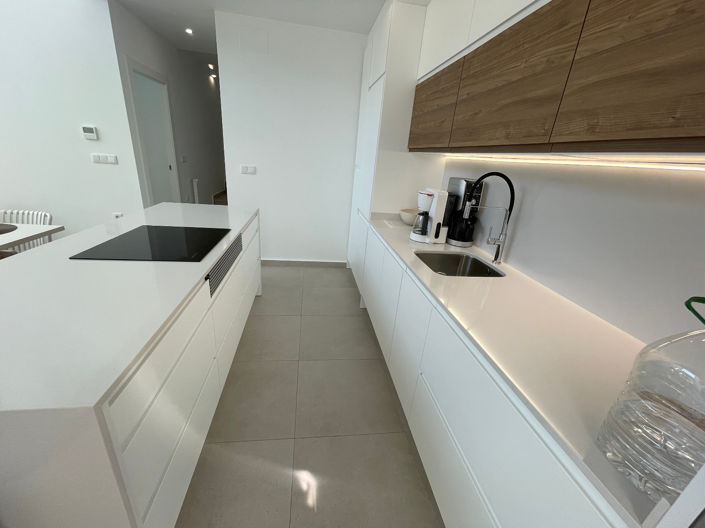 Image No.48-3 Bed Villa for sale