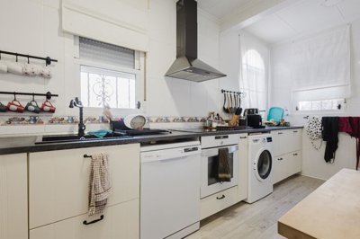 2207o1j8tg91le18201cef1g7b1913hbdo