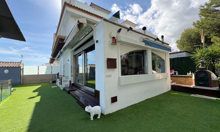 Image No.10-3 Bed Villa for sale