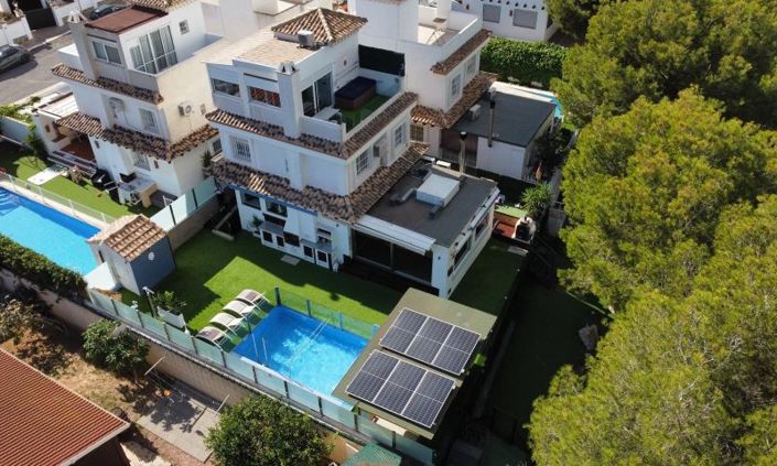 Image No.2-3 Bed Villa for sale