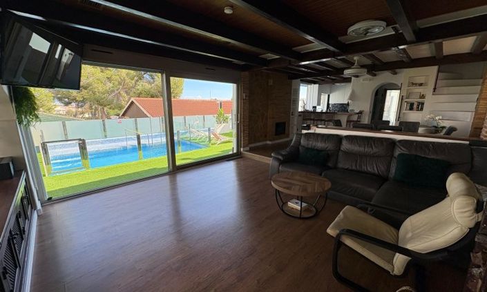 Image No.20-3 Bed Villa for sale