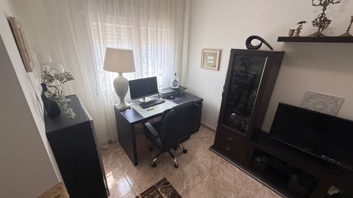 Image No.40-7 Bed Villa for sale