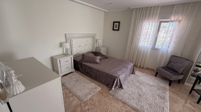 Image No.48-7 Bed Villa for sale