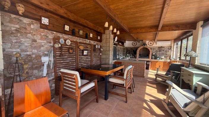 Image No.7-7 Bed Villa for sale