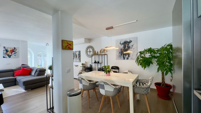 Image No.14-2 Bed Villa for sale