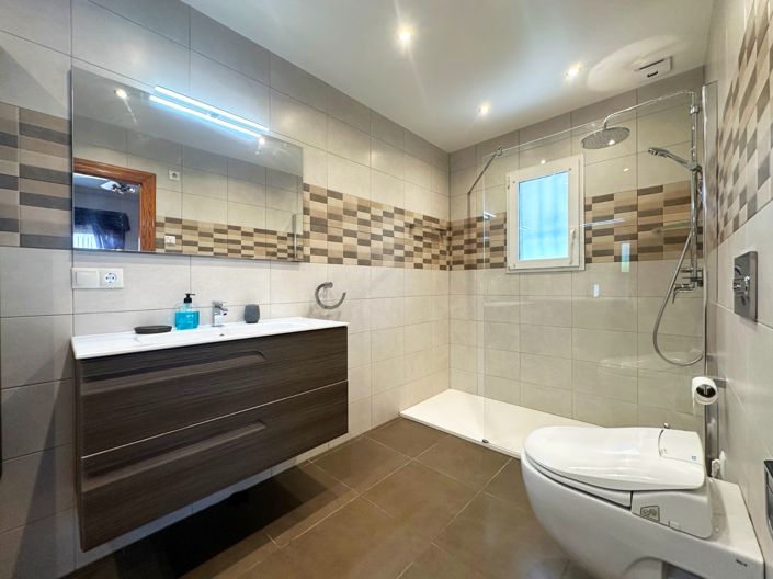 Image No.25-3 Bed Villa for sale