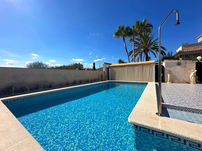 Image No.34-3 Bed Villa for sale